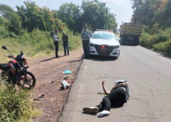 Choque Frontal De Motocicletas En Múgica Cobra La Vida De Una Mujer
