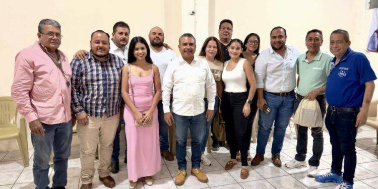 Ex regidora Paola Castañeda impulsa con éxito la estructura de Morena en Apatzingán