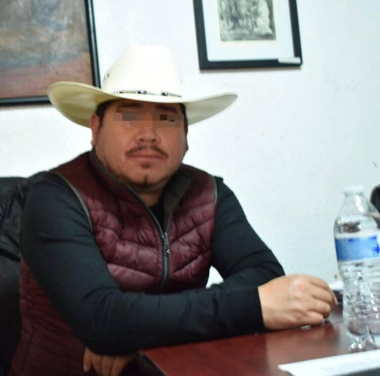 Muere Indigente En La Plaza Constituyentes De Apatzingán