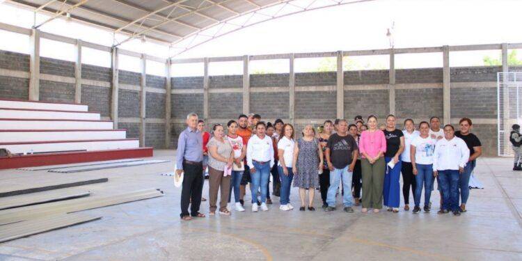 Irma Moreno encabeza la Transformación de Vivienda en Buenavista con Segunda Entrega de Materiales