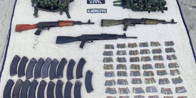 En Operativos en Buenavista, Aseguran a 2 Hombres, 7 Fusiles y Más de 2 Mil Cartuchos