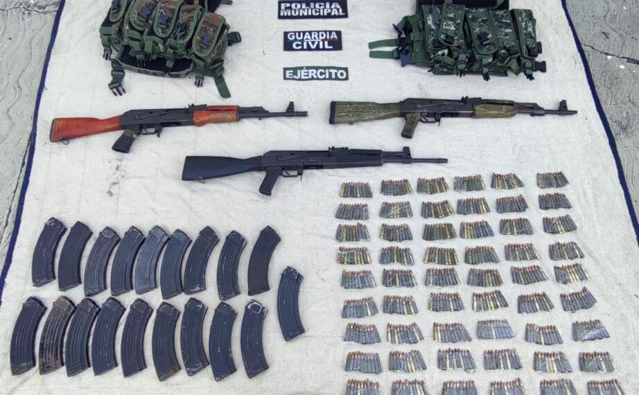 En Operativos en Buenavista, Aseguran a 2 Hombres, 7 Fusiles y Más de 2 Mil Cartuchos