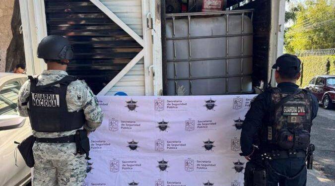 SSP aseguran a hombre con arma y presunto combustible ilegal en Huandacareo 1 Muere Calcinada Tras Choque en la Autopista Siglo XXI