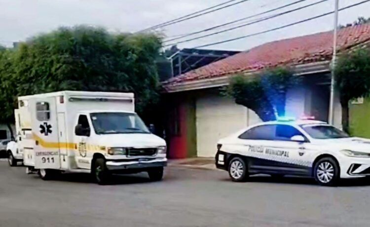 Sujeto A Exceso De Velocidad, Menor De 14 Años Resulta Herido Al Chocar Contra Vehículo Estacionado