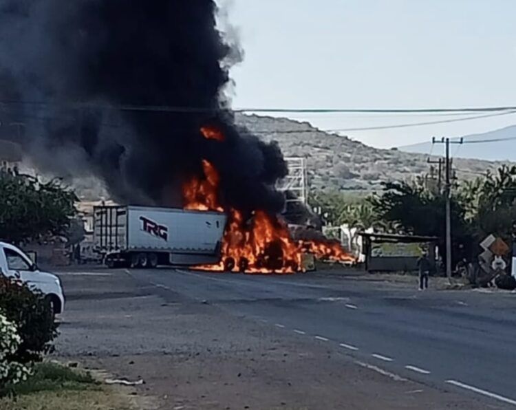 Crimen Organizado Quema 25 Vehículos Y Bloquea 17 Carreteras En Michoacán Como &Quot;Bienvenida&Quot; Al Nuevo Secretario De Seguridad 21 Fge Recibe A Una Nueva Generación De Ministerios Públicos Y Peritos Comprometidos A Trabajar Con Transparencia, Honestidad Y Cercanos A La Gente: Ctp