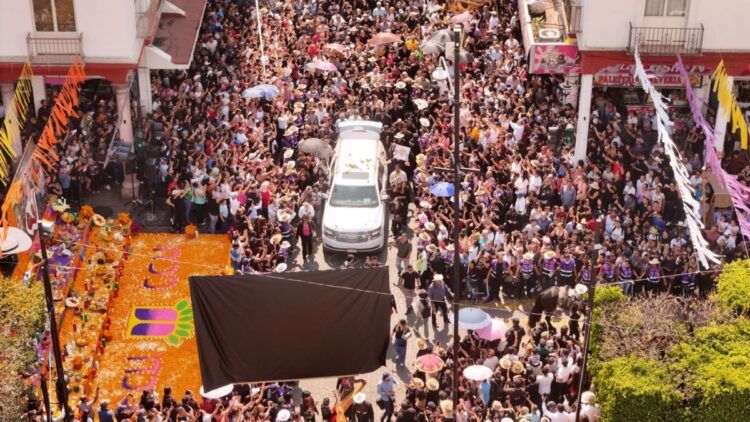 Uruapan Y Morelia Se Despiden De Carlos Manzo Entre Honores Y Protestas 21 Con Más Dudas Que Respuestas, Gobierno De México Investiga El Asesinato Del Alcalde De Uruapan