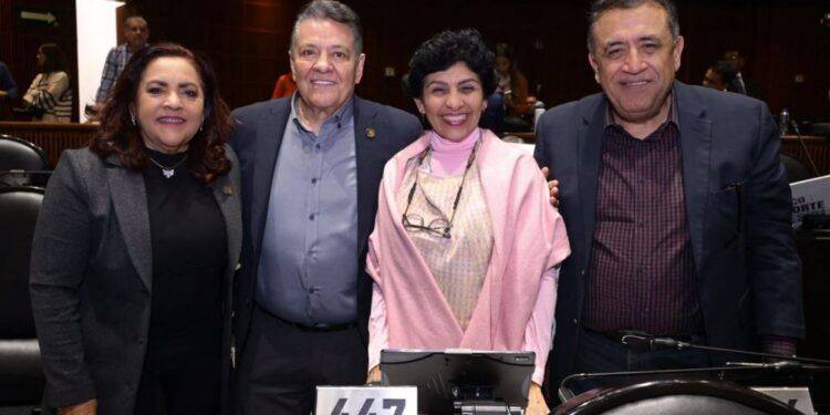 Se aprueba en Cámara de Diputados, hasta 42 años en cárcel por el delito de extorsión: Cruz Lucatero 1 Reitera Alfonso Martínez, ante autoridades federales: urge fortalecer policías municipales y fiscalía