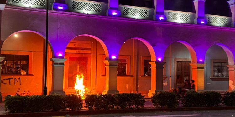 Originario De Apatzingán, El Asesino De Carlos Manzo, Le Apodan «El Cuate» Y Es De La Colonia Hidalgo