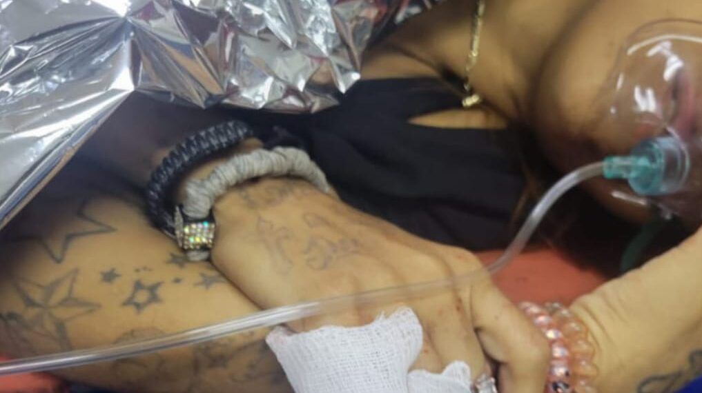 Mujer Es Herida A Balazos En La Colonia Rubén Romero De Apatzingán 19 Mujer Es Herida A Balazos En La Colonia Ruben Romero De Apatzingan - El Día De Michoacán