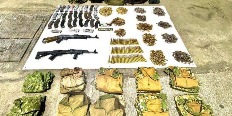 Operativo en Zinapécuaro Deja Incautación de Arsenal 1 Operativo en Zinapécuaro Deja Incautación de Arsenal