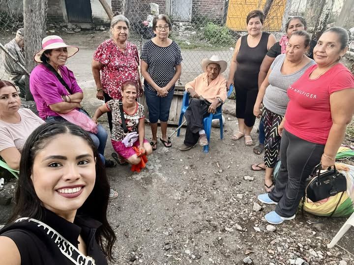 Paola Castañeda Sostiene Encuentros Con Jóvenes Y Personas De La Tercera Edad, Escucha Necesidades Y Propuestas En El Marco De La Ratificación De Claudia Sheinbaum 19 Paola Castañeda Sostiene Encuentros Con Jóvenes Y Personas De La Tercera Edad, Escucha Necesidades Y Propuestas En El Marco De La Ratificación De Claudia Sheinbaum