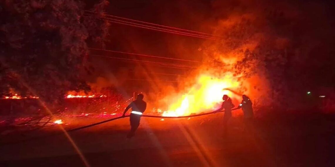 ¿Quién Autorizó La Venta De &Quot;Cuetitos&Quot;? Ciudadanía Exige Responsables Tras Triple Incendio En Apatzingán