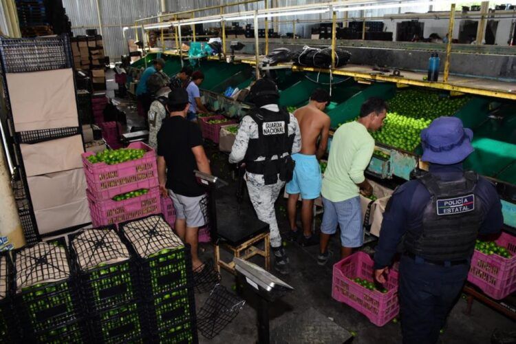 Fge Realiza Diligencias En El Lugar Donde Fue Ultimado El Alcalde Carlos Manzo