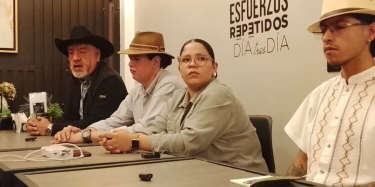 Ciudadanos De Zitácuaro Anuncian El «Movimiento Del Sombrero» Y Una Marcha Por La Justicia