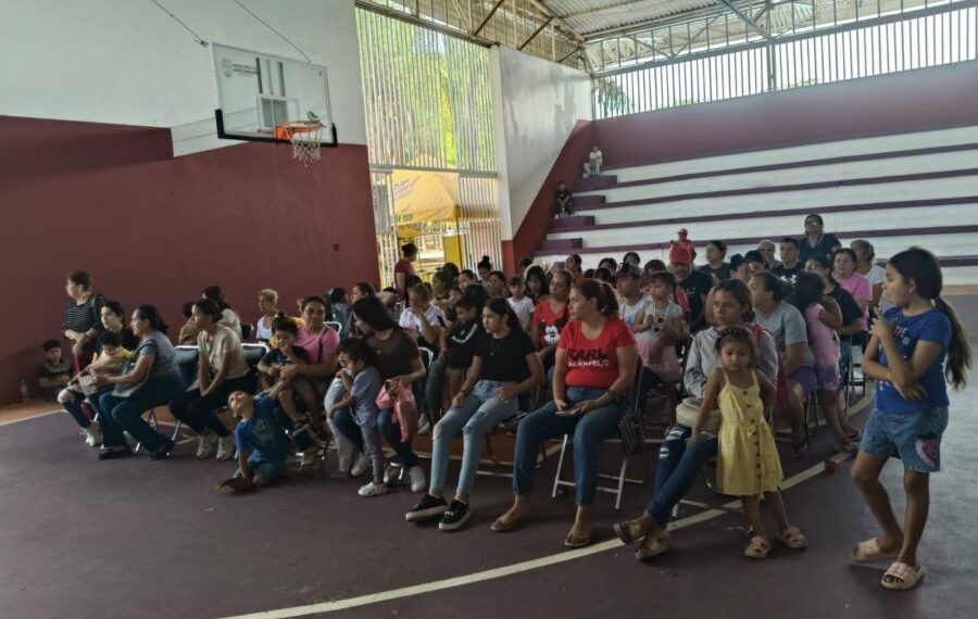 Un éxito segundo día de la campaña de vacunación en Apatzingán