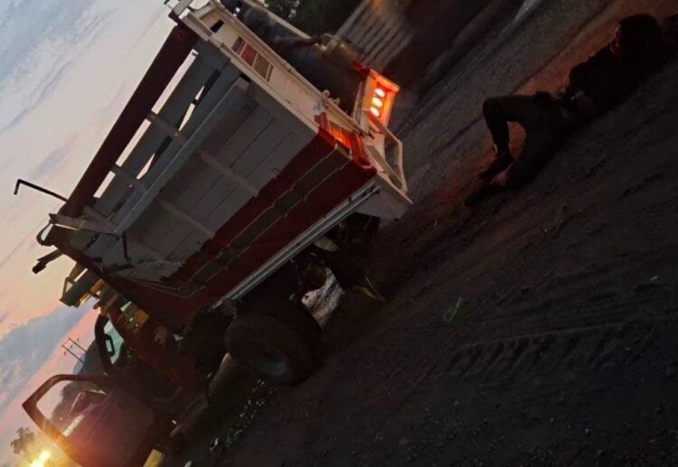 Tragedia Vial En Múgica: Volcadura De Camioneta Deja Un Muerto Y Ocho Heridos 21 Asegurados 50 Kilos De Droga Y Detienen A Un Implicado En Morelia: Ssp