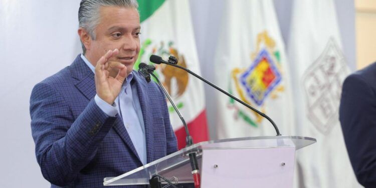 Fge Realiza Diligencias En El Lugar Donde Fue Ultimado El Alcalde Carlos Manzo