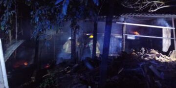 Bomberos Combaten Un Fuerte Incendio En Vivienda Abandonada De Apatzingán 16 Muere Jinete Al Ser Pisoteado Por Un Toro En Un Jaripeo De Tarímbaro