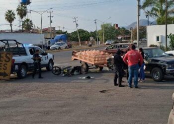 Choque Entre Motocicleta Y Vehículo Deja Un Herido En Apatzingán 21 Miércoles 31, Último Día Del Programa Emplaca Tu Moto: Luis Navarro