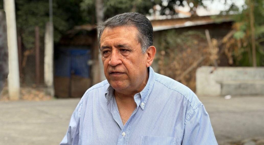 Con Recorrido Y Entrega De Apoyos Gratuitos Cerraremos El Año: Cruz Lucatero 19 Con Recorrido Y Entrega De Apoyos Gratuitos Cerraremos El Ano Jlcl - El Día De Michoacán