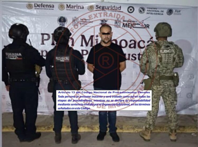 Detienen A Presunto Asaltante Serial De Oxxos En Apatzingán; Es Hijo De Una Distinguida Familia 20 Explosión De Coche-Bomba En Coahuayana Deja 5 Muertos Y Caos, Mientras El Gobernador Bedolla Se Encontraba En Evento Político En La Cdmx