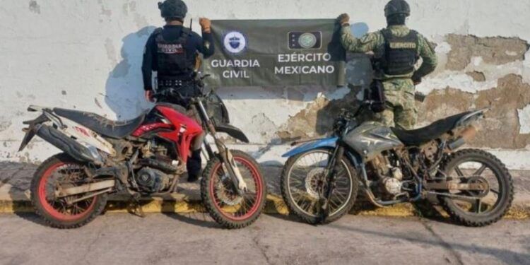 Entrega Bedolla apoyos a víctimas de explosión en Coahuayana