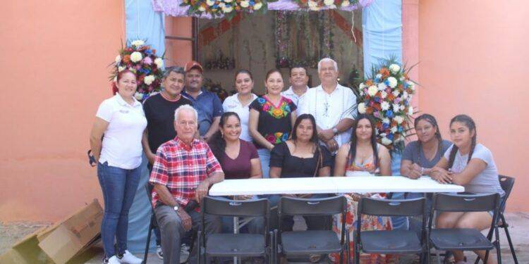 Muere jinete al ser pisoteado por un toro en un jaripeo de Tarímbaro