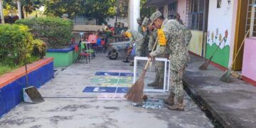 Defensa Y Gn Sorprende Con Operación La &Quot;Guerra De Cuarta Generación Con Escobas, Brochas Y Cubetas&Quot; 27 Policía Municipal De Jacona, La Víctima De Homicidio En Zamora