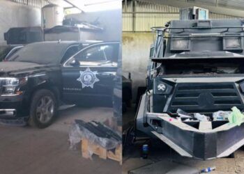 Bomberos De Apatzingán Controlan Incendio En Camioneta Cargada Con Madera