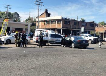 ¡Impactante Video Lo Dice Todo! Cámara Capta Choque Brutal Entre Patrulla Y Dos Vehículos; Hay Ocho Lesionados