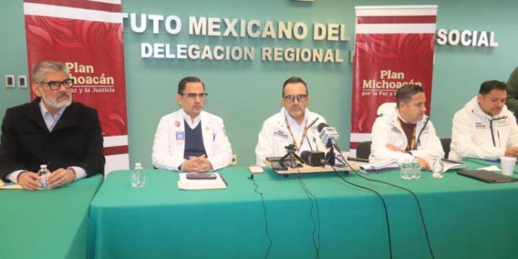 Asegura Fge Armas, Narcóticos, Vehículos Y Detiene A Un Supuesto Elemento De Seguridad Pública En Jungapeo