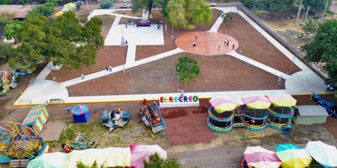 Asegura FGE armas, narcóticos, vehículos y detiene a un supuesto elemento de seguridad pública en Jungapeo