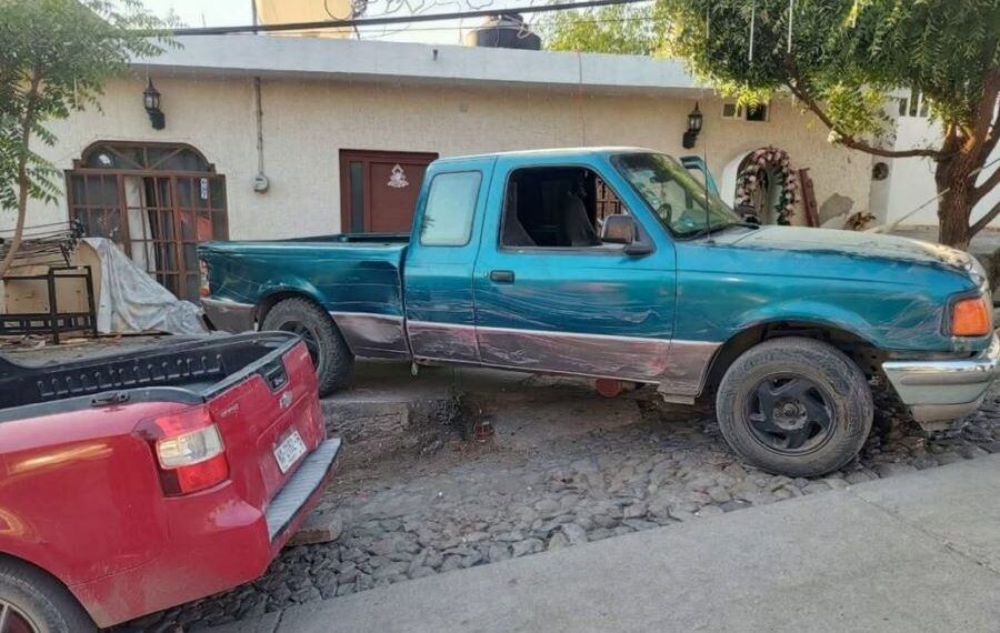 ¡Tragedia En Pendiente Mortal! Camioneta Se Desploma Sin Frenos Y Deja Tres Personas Gravemente Heridos Durante &Quot;Recalentado&Quot; De Año Nuevo 19 Tragedia En Pendiente Mortal Camioneta Se Desploma Sin Frenos - El Día De Michoacán