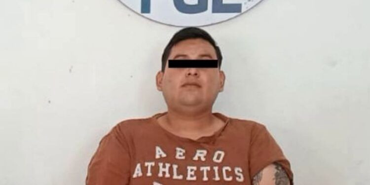 En persecución en Zamora, Atrapan a joven narco con droga sintética en su auto 1 Descubren cadáver en avanzada descomposición cerca de escuela en Guacamayas