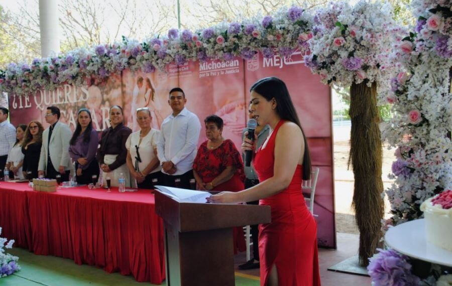 ¡PLUMAS, CORAZÓN Y SOLIDARIDAD! Francisco Aguilar y su equipo entregan 2,400 pollitas ponedoras para reactivar la Economía Rural