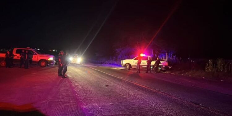 Conductor ebrio embiste patrulla de Policía Municipal en Autopista; hay un policía muerto y dos heridos 1 Detienen a policía municipal de Sahuayo en servicio, acusado de homicidio calificado