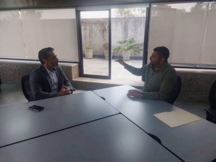 Francisco Aguilar Gestiona Con Exito La Instalacion De Modulo De Infonavit - El Día De Michoacán