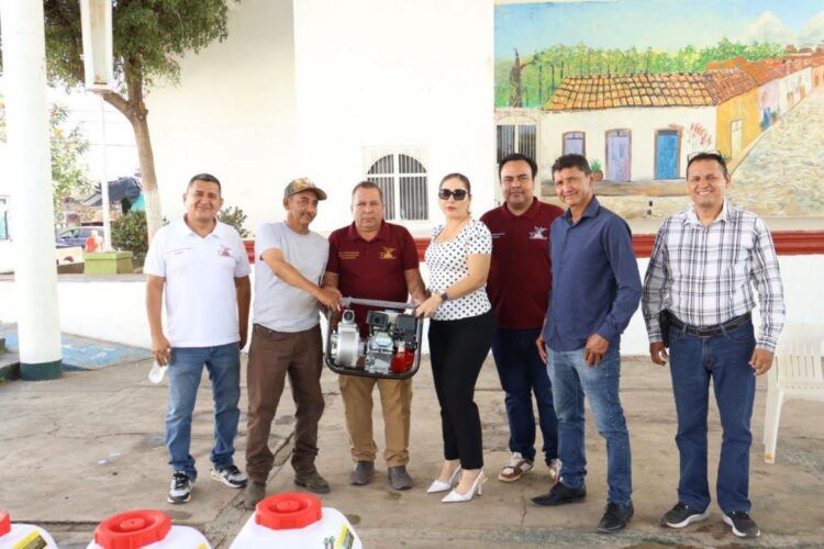 Irma Moreno Impulsa La Modernizacion Del Campo Con Entrega De Apoyos A - El Día De Michoacán