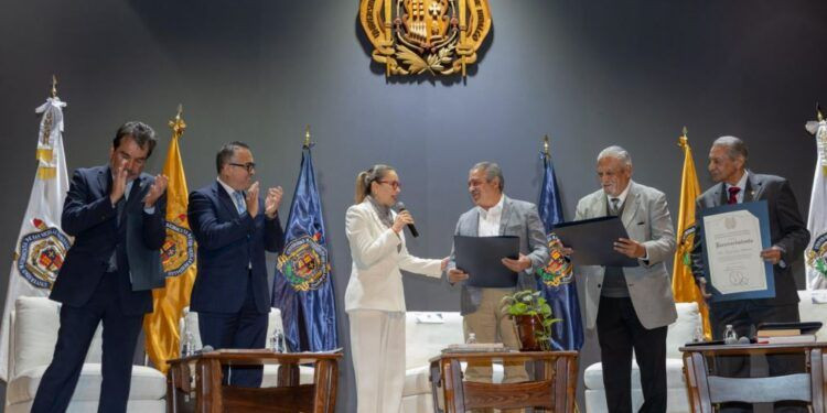 “La Universidad Michoacana Es El Corazón Político Y Social De Nuestro Estado”: Raúl Morón