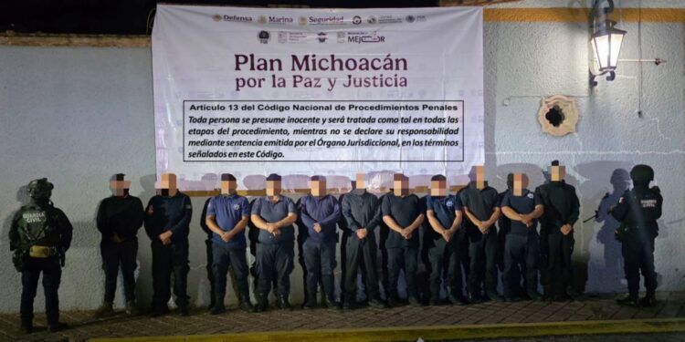Narcopolicia En Ecuandureo A - El Día De Michoacán