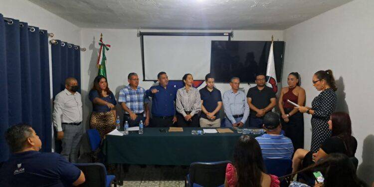 Caen Tres Con Kilo Y Medio De Hierba Verde Y Dosis De Cristal En Jacona