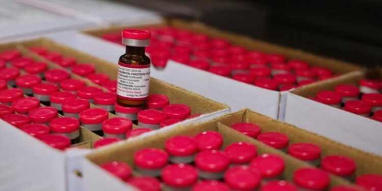 Caen Tres Con Kilo Y Medio De Hierba Verde Y Dosis De Cristal En Jacona