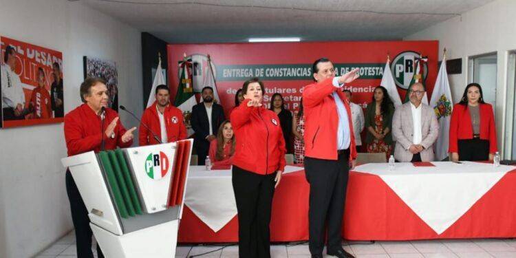 Rinde Protesta Memo Valencia Para Un Nuevo Periodo Al Frente Del Pri Michoacán