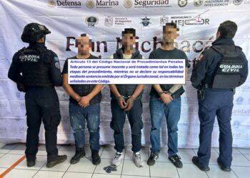 Impacto Frontal En La Siglo Xxi: Patrulla Volcada Y Guardias Civiles Gravemente Heridos