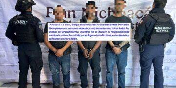 Impacto Frontal En La Siglo Xxi: Patrulla Volcada Y Guardias Civiles Gravemente Heridos