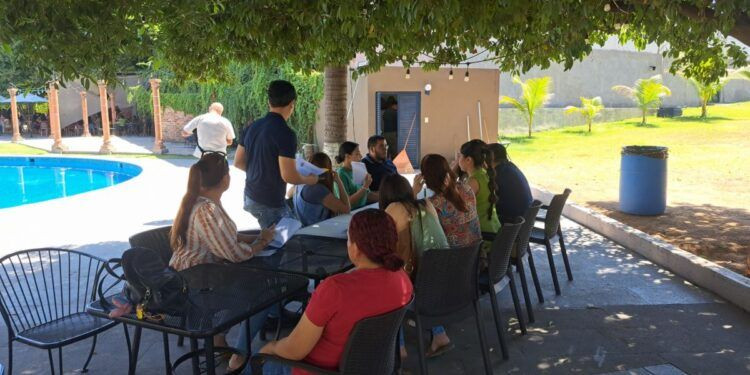 En Parácuaro: joven motociclista es arrollada y asesinada por vehículo; ¡CONDUCTOR HOMICIDA HUYE!