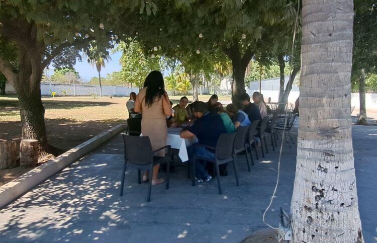 Asi Se Encontraban Trabajando Hasta Cuando Se Indentifico El Reportero - El Día De Michoacán