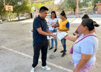 Gladyz Butanda Nombra Al Arquitecto Carlos Parra Como Delegado En Apatzingán Para Transformar El Transporte