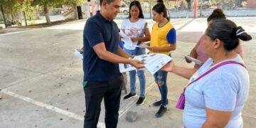 Gladyz Butanda Nombra Al Arquitecto Carlos Parra Como Delegado En Apatzingán Para Transformar El Transporte