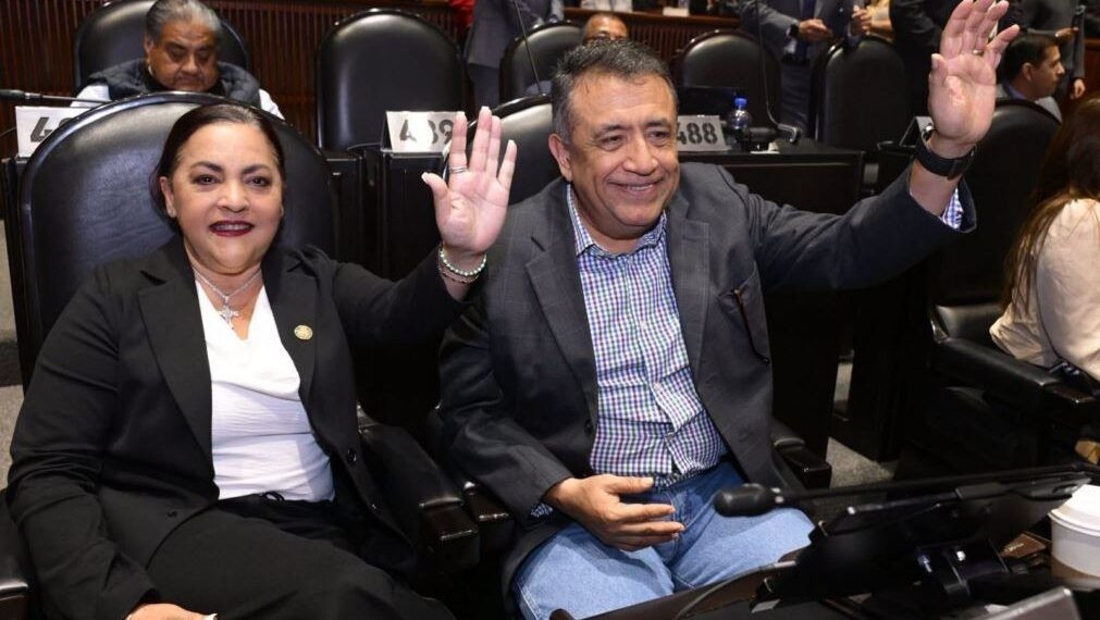 Diputados Aprobamos Que Ya No Puedan Molestarte Fuera De Tu Horario Laboral - El Día De Michoacán